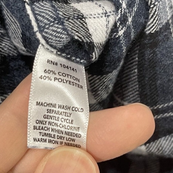 Field & Stream Men's blue black
plaid lightweight flannel size 4XL EUC - Picture 7 of 8